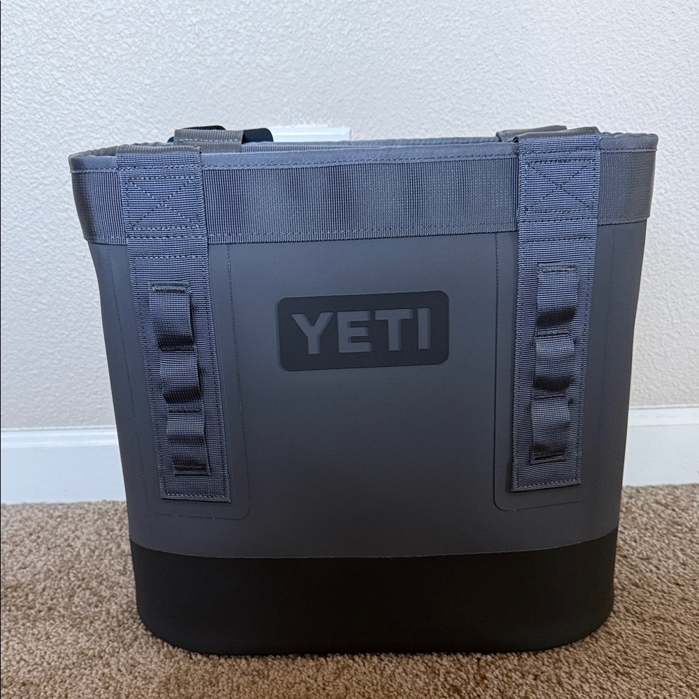 YETI Camino 20